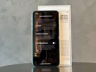 Apple iPhone 11 64GB - image blurred placeholder