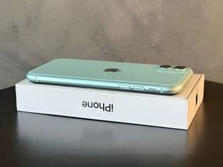 Apple iPhone 11 64GB - image blurred placeholder