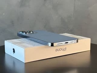 Apple iPhone 13 Pro Max 512GB - image blurred placeholder