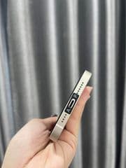 iPhone 14 Plus - image blurred placeholder