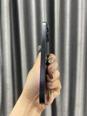 Apple iPhone 14 - image blurred placeholder