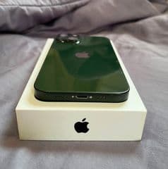 Apple iPhone 13 128GB - image blurred placeholder