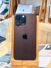 Apple iPhone 14 Pro Max - image blurred placeholder