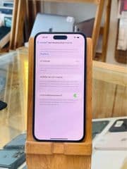 Apple iPhone 14 Pro Max - image blurred placeholder