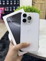 iPhone 16 Pro Max 128 GB - image blurred placeholder