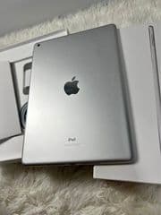 iPad Gen9 64GB - image blurred placeholder
