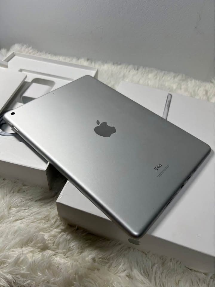 iPad Gen9 64GB