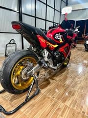 Honda CBR650 - image blurred placeholder