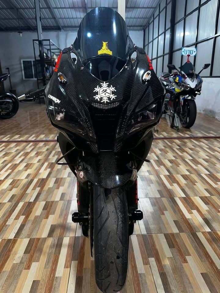 KAWASAKI NINJA ZX10R
