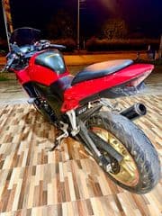 Honda CBR500 2013 - image blurred placeholder