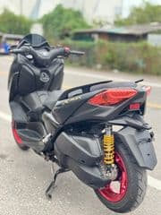 2020 Yamaha XMAX 300 - image blurred placeholder