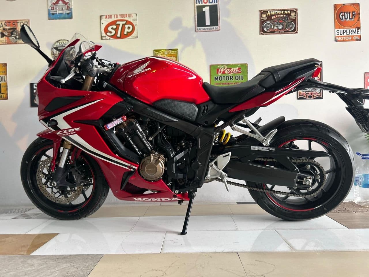 ฮอนด้า CBR650R