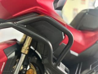 Honda ADV 350 - image blurred placeholder