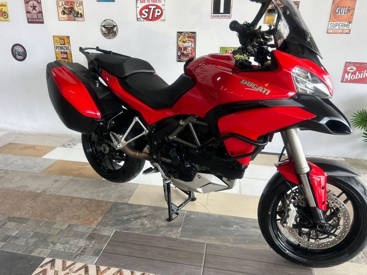 Ducati Multistrada 1200 S