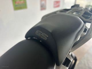 BMW 1200 GS - image blurred placeholder