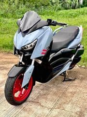 2020 ยามาฮ่า XMAX - image blurred placeholder