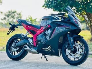 Honda CBR ปี 2017, 35,000 กม. - image blurred placeholder
