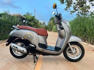 2018 Honda Scoopy - image blurred placeholder