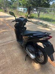 2017 Honda 125i - image blurred placeholder