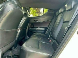 Toyota CH-R 1.8 2018, 90,000km - image blurred placeholder