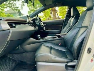 Toyota CH-R 1.8 2018, 90,000km - image blurred placeholder