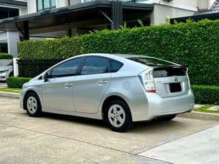 Toyota Prius 1.8 - image blurred placeholder