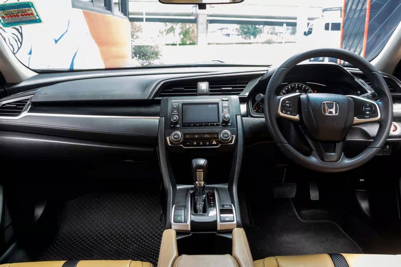 2021 ฮอนด้า ซีวิค อี 1.8