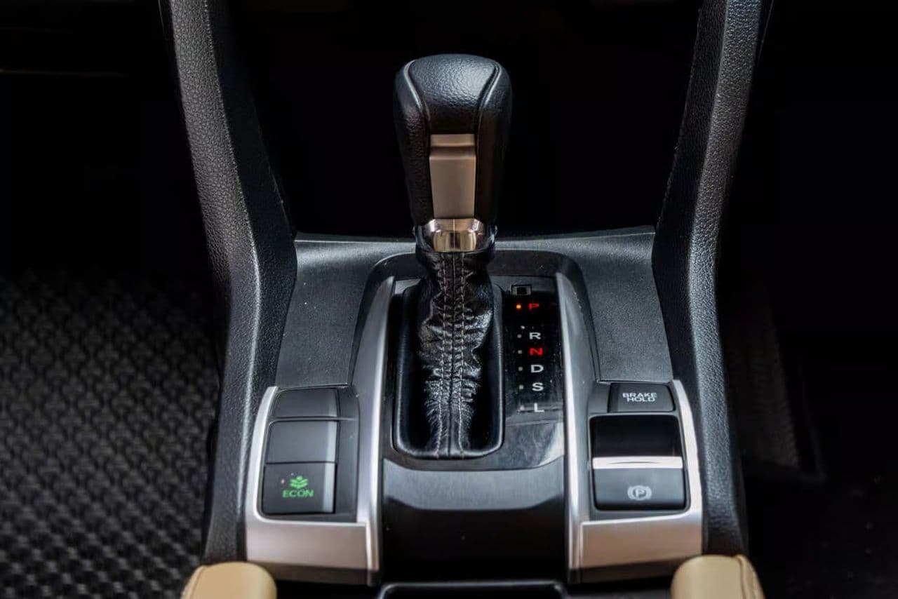 2021 ฮอนด้า ซีวิค อี 1.8