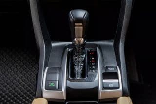 2021 ฮอนด้า ซีวิค อี 1.8 - image blurred placeholder