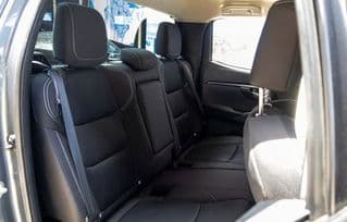 2020 Isuzu D-MAX - image blurred placeholder