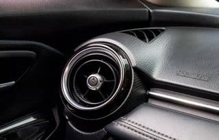 2017 มาสด้า 2 - image blurred placeholder