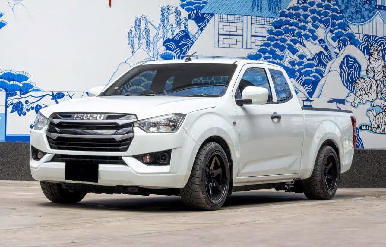 อีซูซุ ดี-แมกซ์ สเปซแค็บ S 1.9