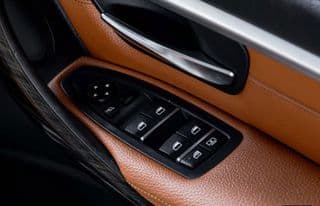 2017 BMW 330E, 76,798km - image blurred placeholder