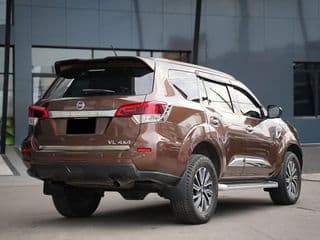 2018 Nissan Terra 4WD - image blurred placeholder