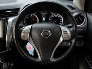 2018 Nissan Terra 4WD - image blurred placeholder