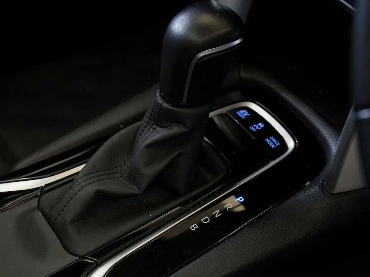 2022 Toyota Corolla Cross Hybrid 1.8