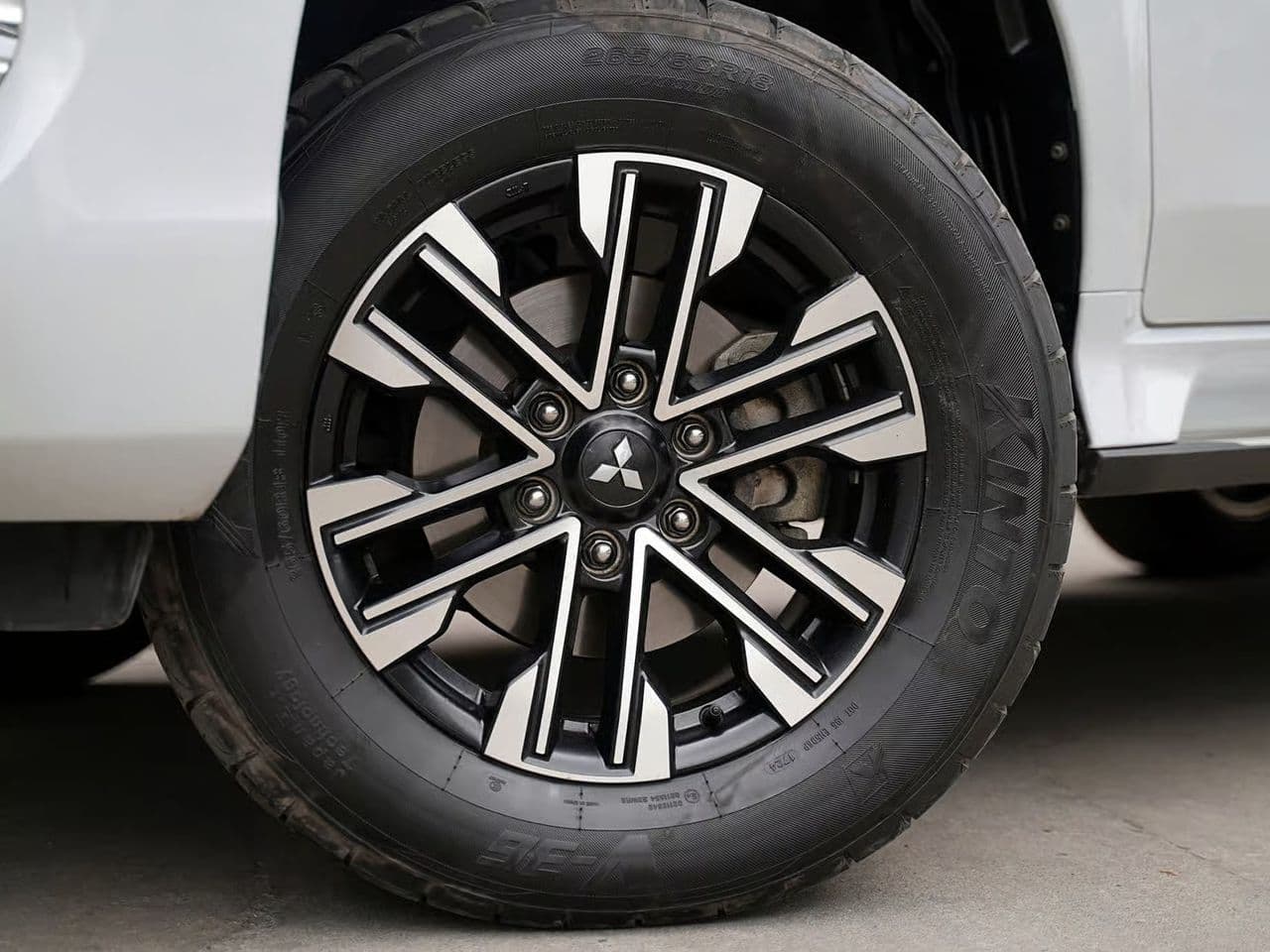 2021 Mitsubishi Pajero Sport GT 2WD