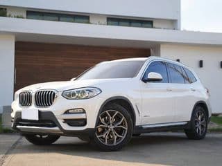 2019 BMW X3 XDRIVE - image blurred placeholder