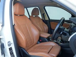 2019 BMW X3 XDRIVE - image blurred placeholder