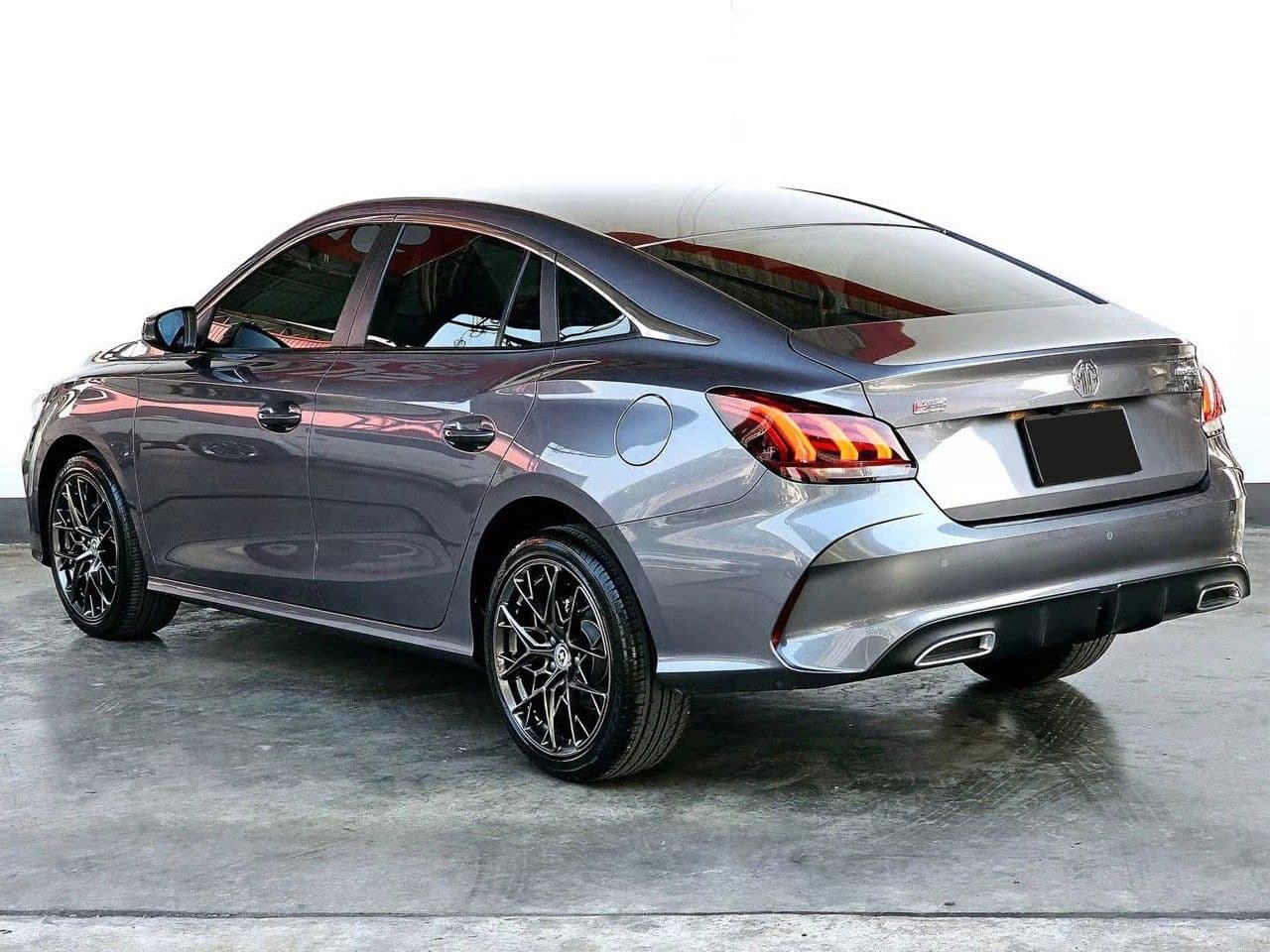 2023 MG5 1.5, 18,660km