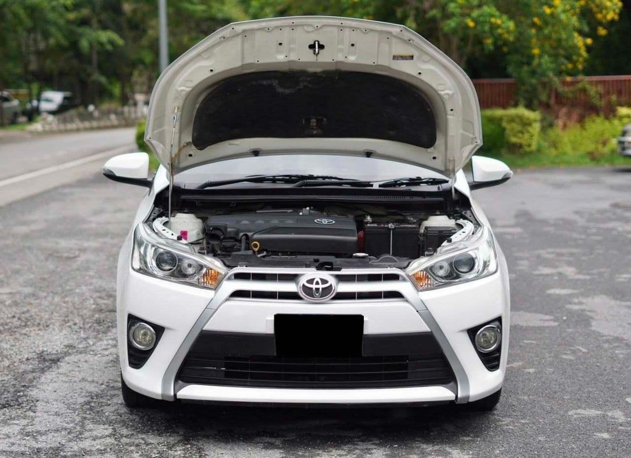 โตโยต้า ยาริส 1.2 , 140,000 กม.