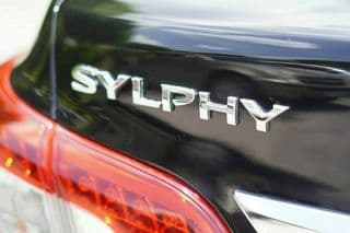 Nissan Sylphy 1.6V Auto - image blurred placeholder