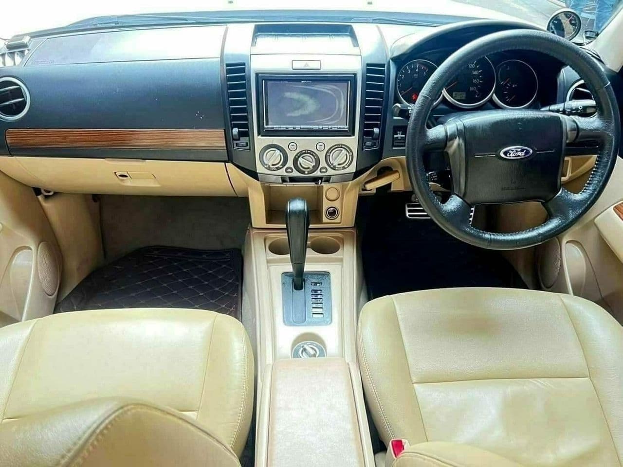 Ford Everest 3.0 LTD 4WD