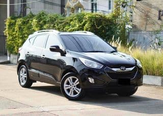 Hyundai Tucson 2.0S - image blurred placeholder