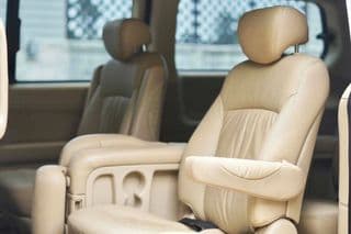 Hyundai H1 Deluxe - image blurred placeholder