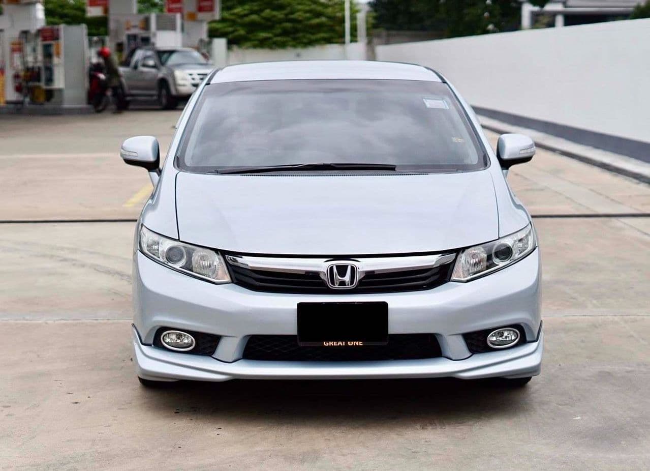 Honda CIVIC 1.8 E