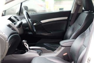 Honda CIVIC 1.8 E - image blurred placeholder