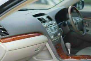 Toyota Camry 2.4V - image blurred placeholder