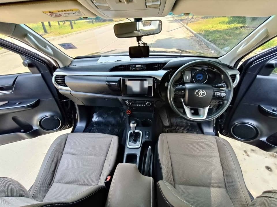 2016 Toyota Hilux Revo