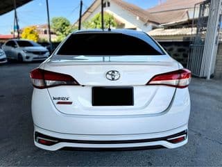 2016 Toyota Yaris Ativ - image blurred placeholder